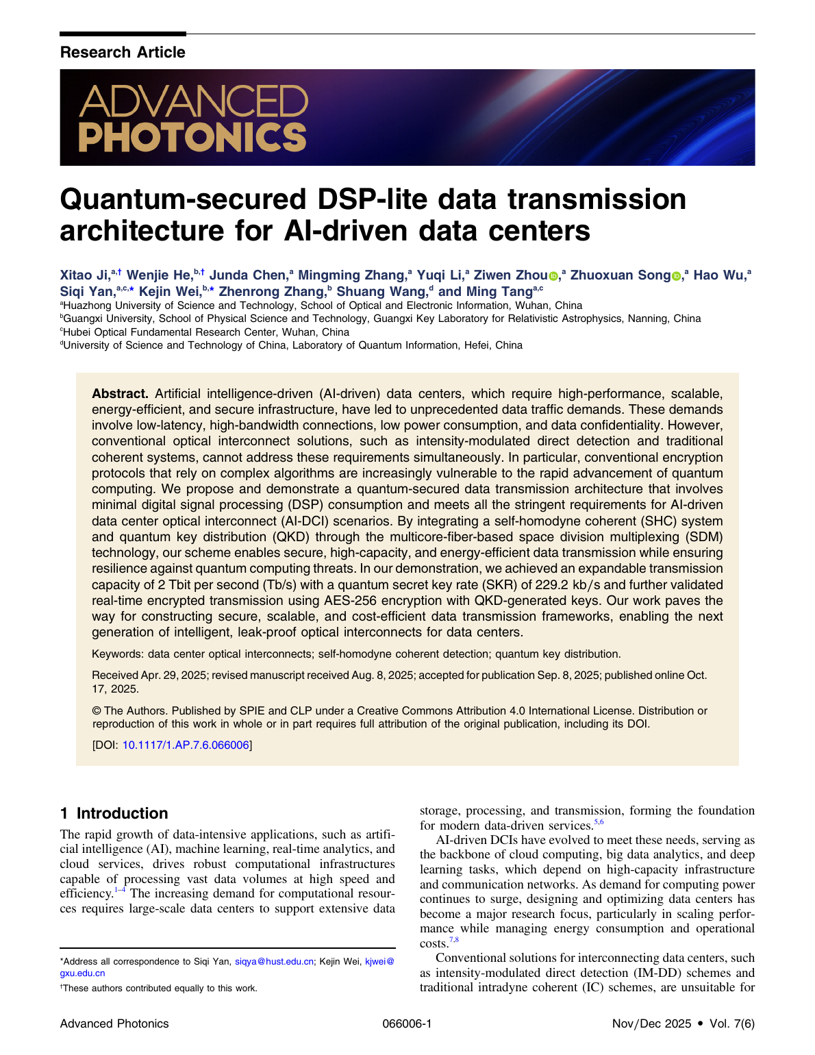 Zhenrong Zhang等.Quantum-secured DSP-lite data transmission architecture for AI-driven data centers Advanced Photonics